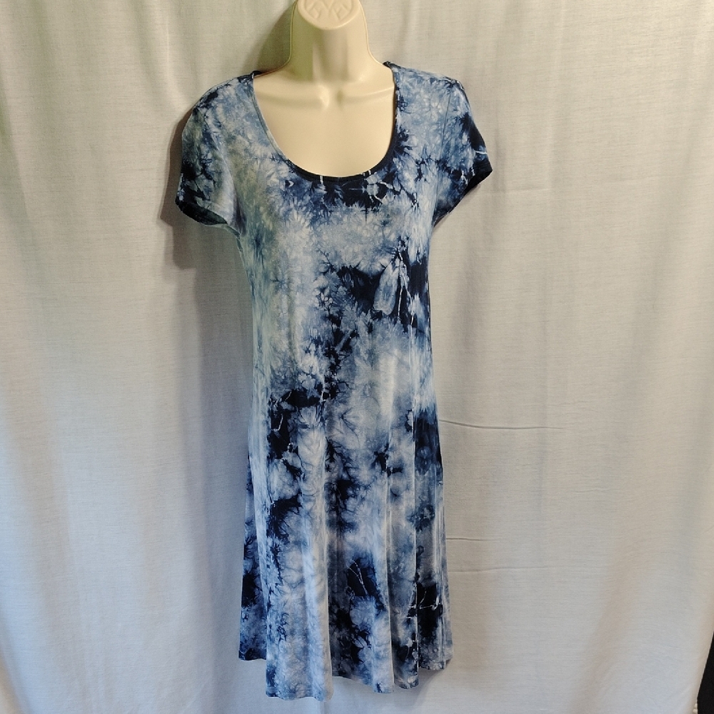 Women's Blue Tie-Dye Scoop Neck Tunic Dress
